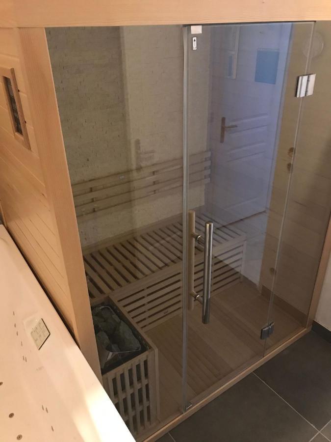 Happy Land Holliday Residential Hotell Épinay-sur-Seine Exteriör bild